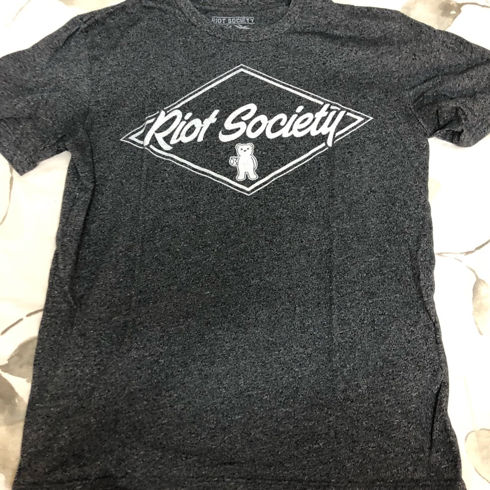 Riot society T-shirt